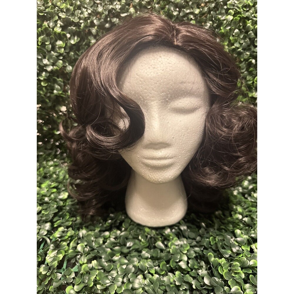 Brown Vintage Wig for Women Short Curly Shoulder Length Wig 1940s 1950s Reto Wig
